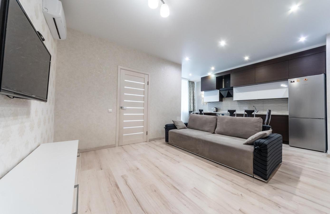 Apartment On Draghomanova 2A Kijów Zewnętrze zdjęcie