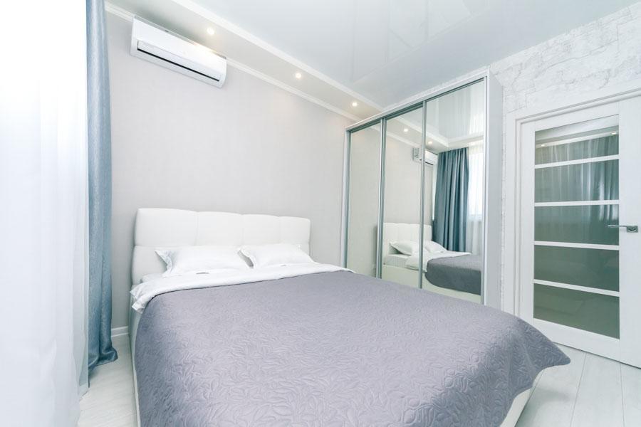 Apartment On Draghomanova 2A Kijów Zewnętrze zdjęcie